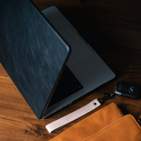 The Helm in - Cases photo