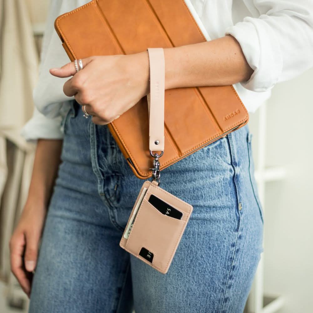 The Tether in - Goods photo