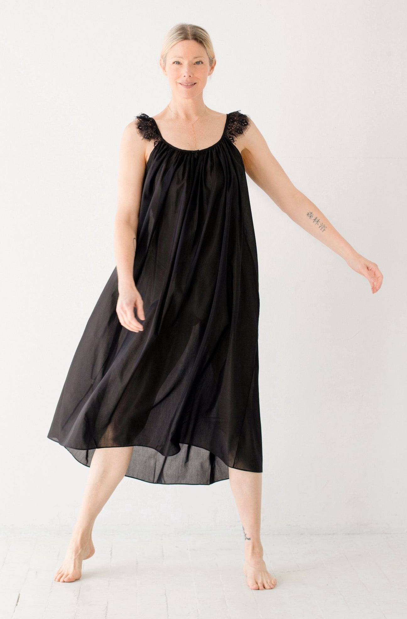 Betty Long Gown in Black One Size - NIGHTGOWN photo