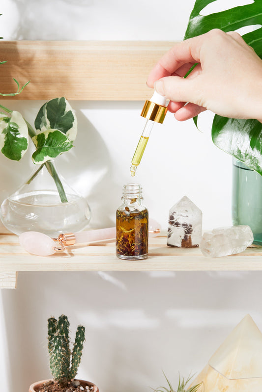 Anti Aging / Youth Serum / Facial Serum / Butter Me Up Organics / Botanical Serum / Herbal Oil / Fine Lines / Wrinkles / Face Oil Organic in - Face photo
