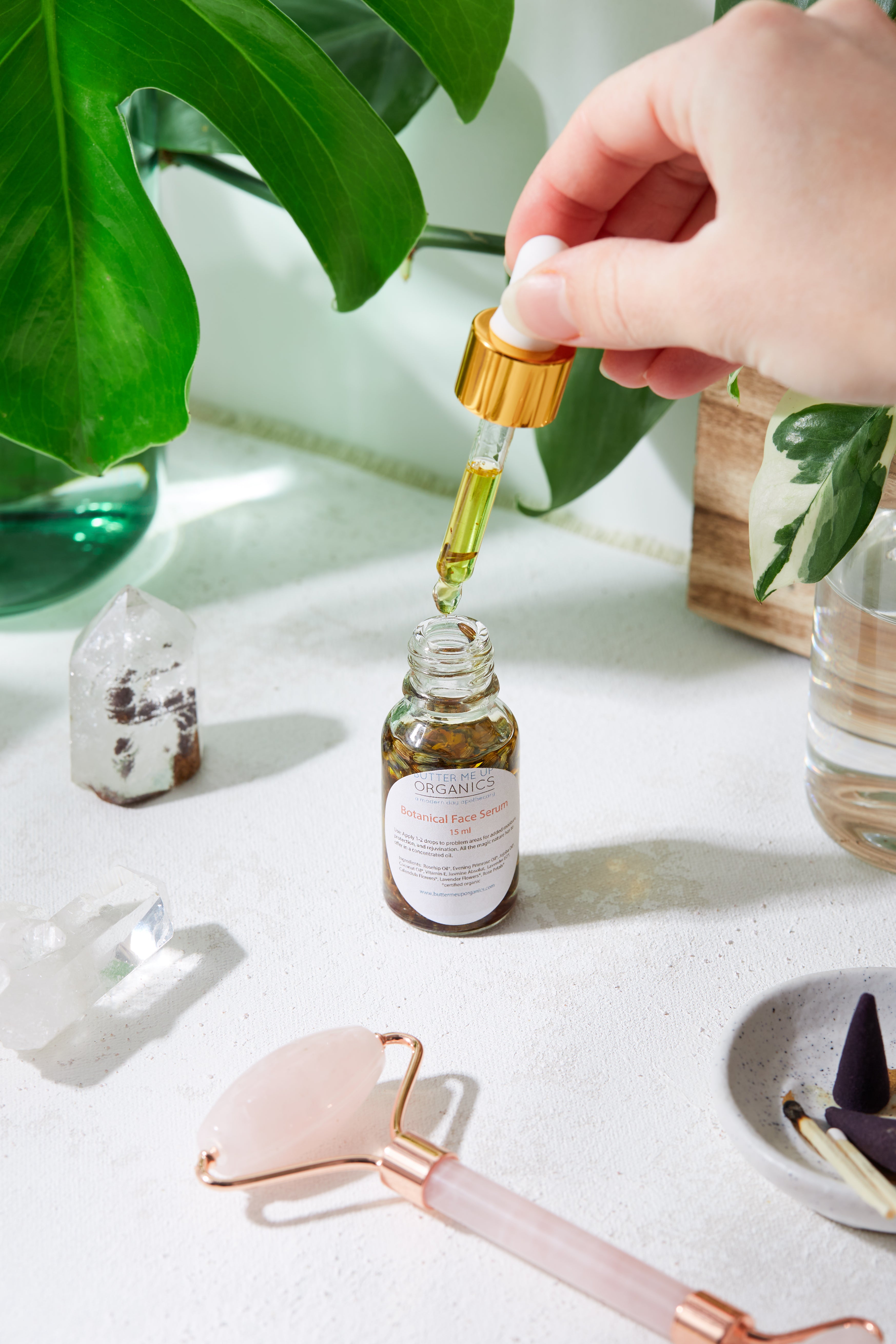 Anti Aging / Youth Serum / Facial Serum / Butter Me Up Organics / Botanical Serum / Herbal Oil / Fine Lines / Wrinkles / Face Oil Organic in - Face photo