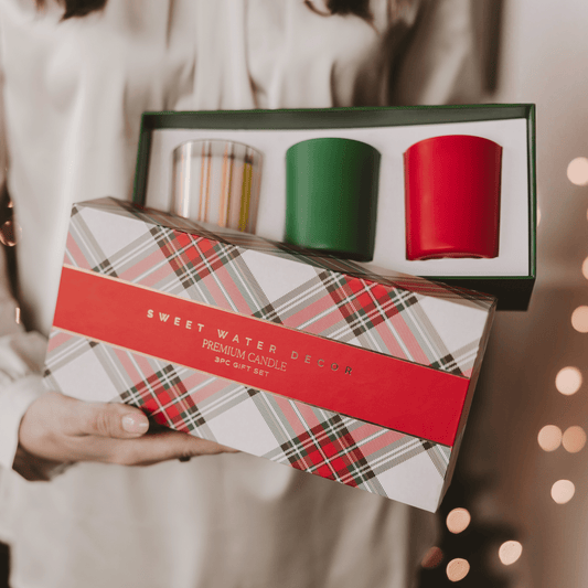 Christmas Candle Gift Box Set (Christmas, Warm and Cozy, Fraser Fir) in - Candle Set photo