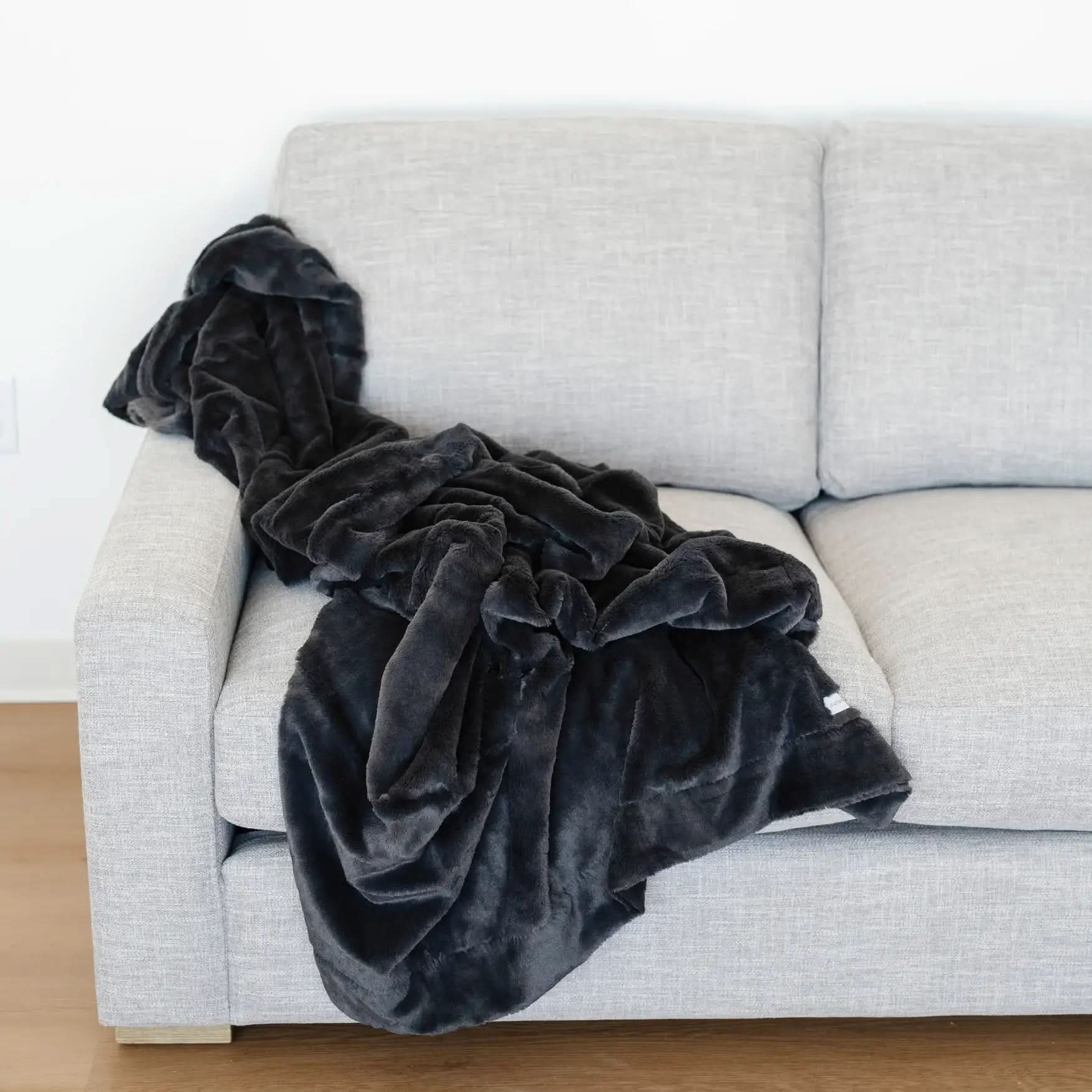 LUSH THROW BLANKETS