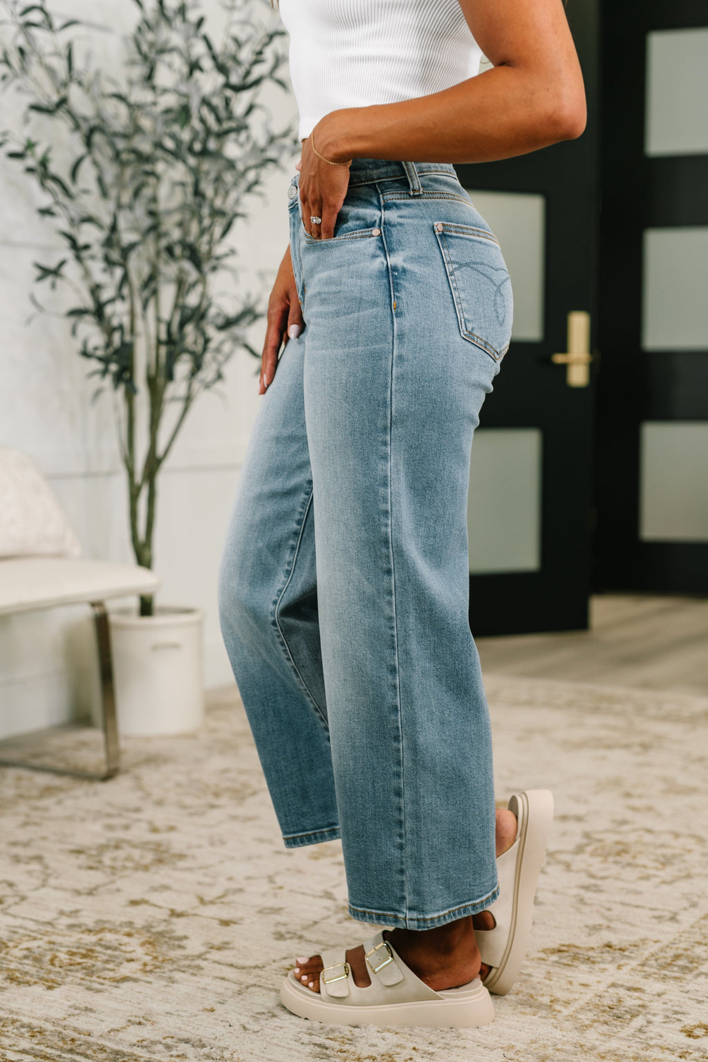 Claudia Mid Rise Wide Leg Ankle Jean in - Womens photo