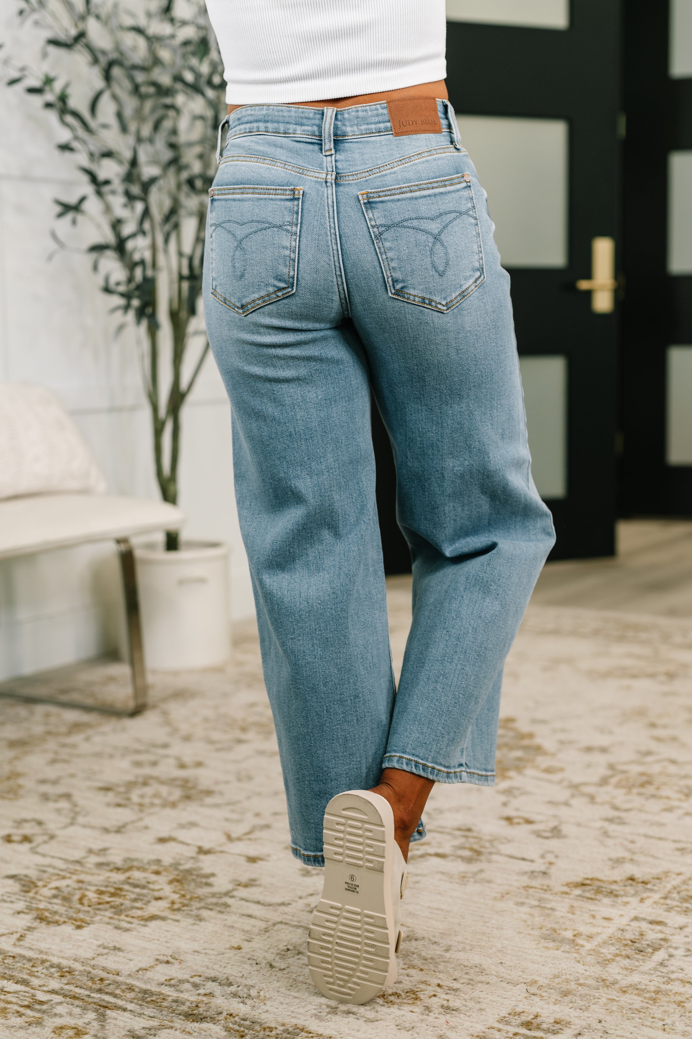 Claudia Mid Rise Wide Leg Ankle Jean in - Womens photo