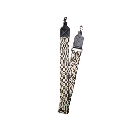 The Crossbody Strap in The Waymaker Jet Black | Diamond - Goods photo