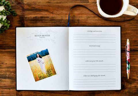 Duncan & Stone Dear Baby: Pregnancy Prayer Journal in - Journal photo