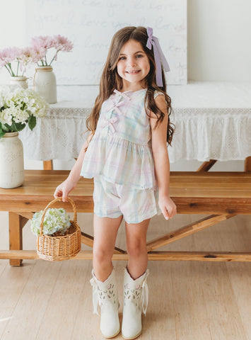 Taffy Plaid Shorts Set in - Outfit Sets photo