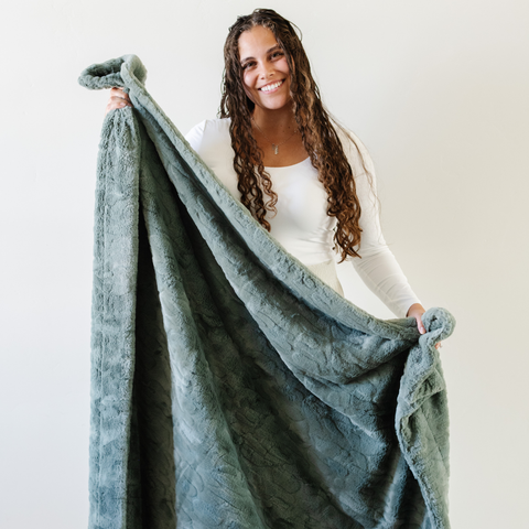 PATTERNED FAUX FUR THROW BLANKETS in - Throw Blanket photo