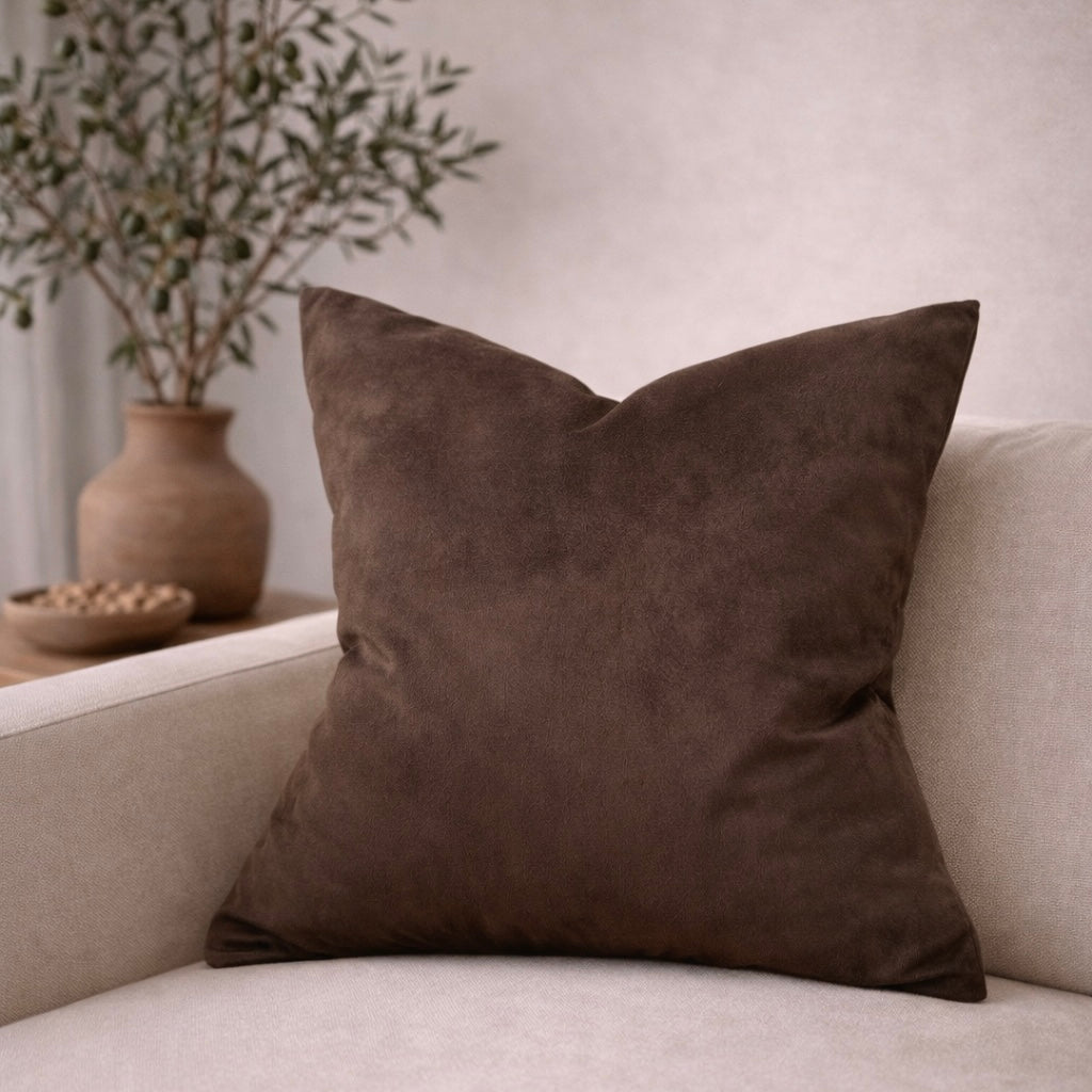 Hardin Pillow Cover in - photo