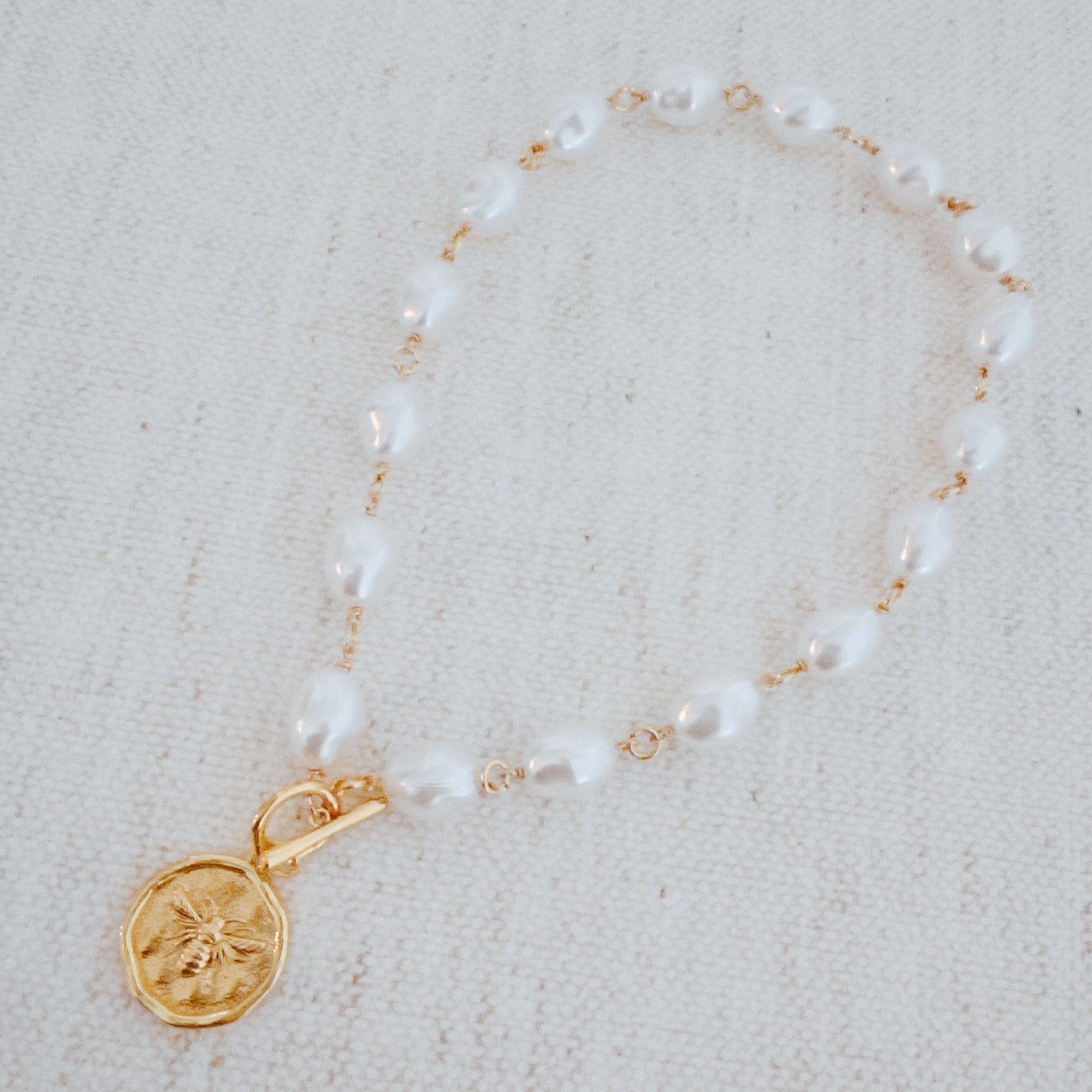 Golden Bee Baroque Necklace in - Jewelry photo