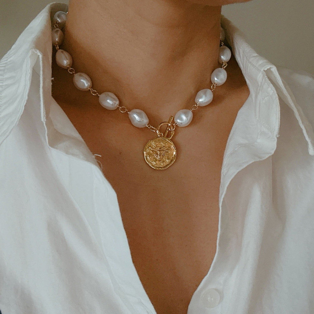 Golden Bee Baroque Necklace in - Jewelry photo