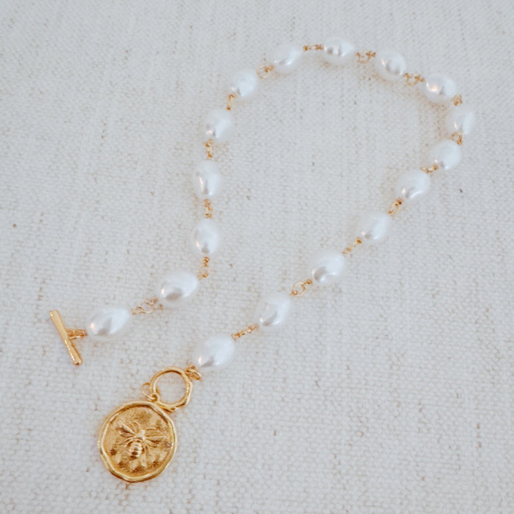 Golden Bee Baroque Necklace in - Jewelry photo