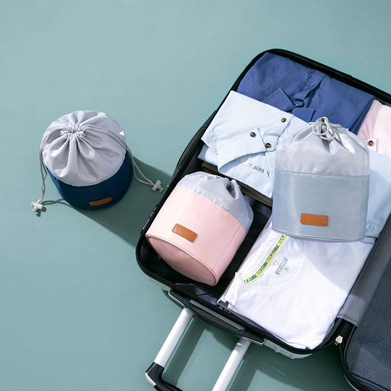 Cosmetic Cinch Bag in - Cosmetic photo