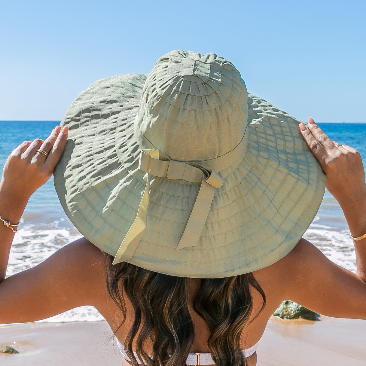 Classic Bow Accent Sunhat in Olive - photo
