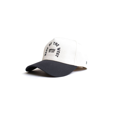 The Horseshoe Hat in - Goods photo