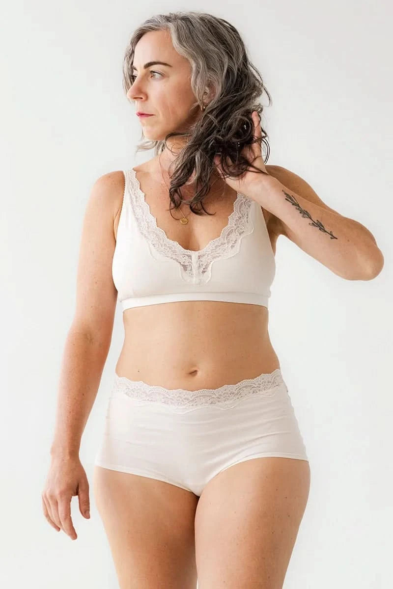 Salua Highwaisted Panty with Lace Edge in White - PANTY photo