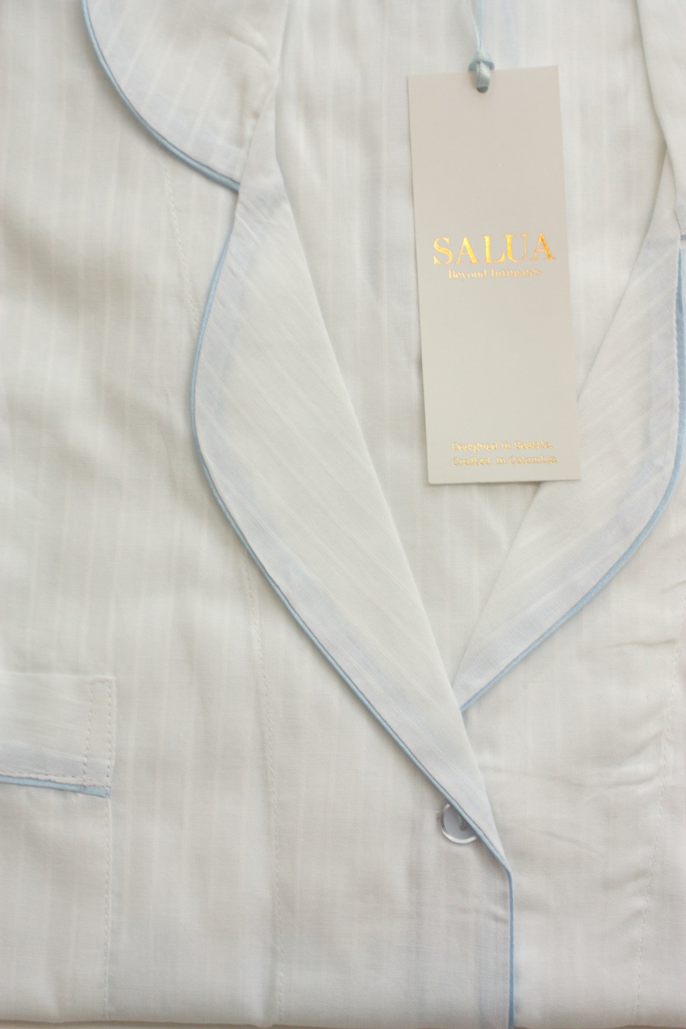Classic Sleep Shirt in Woven Cotton in - NIGHTSHIRTS photo