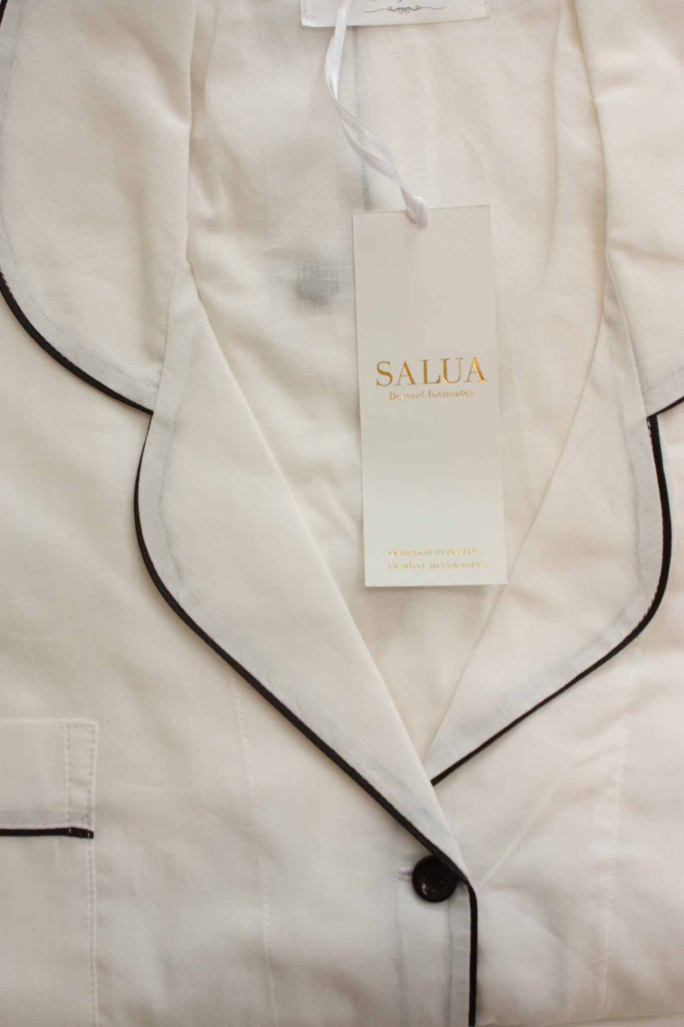 Classic Sleep Shirt in Woven Cotton in White Navy - NIGHTSHIRTS photo