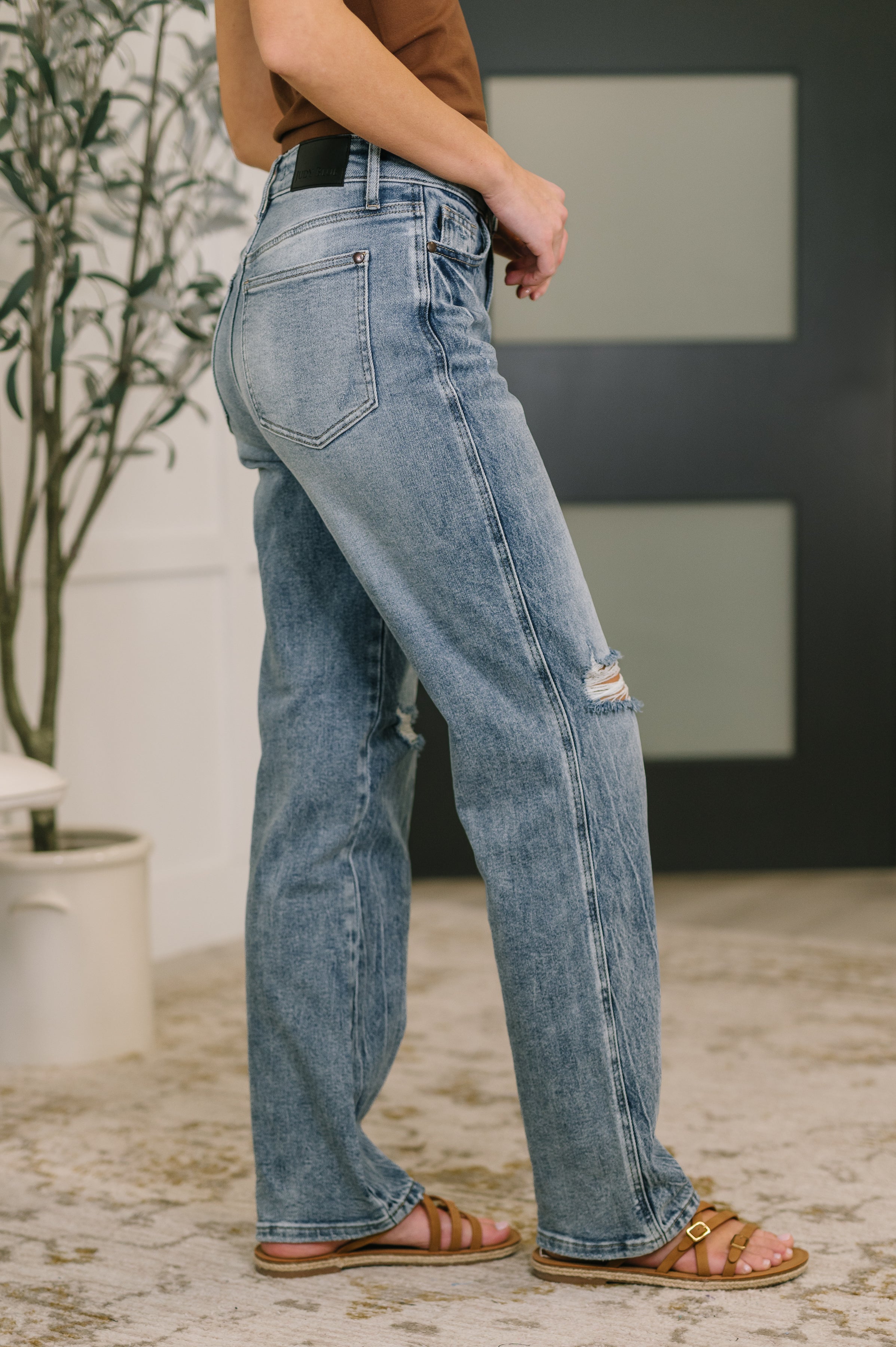 Kayla High Waist Rigid Magic Slim Straight in - Womens photo