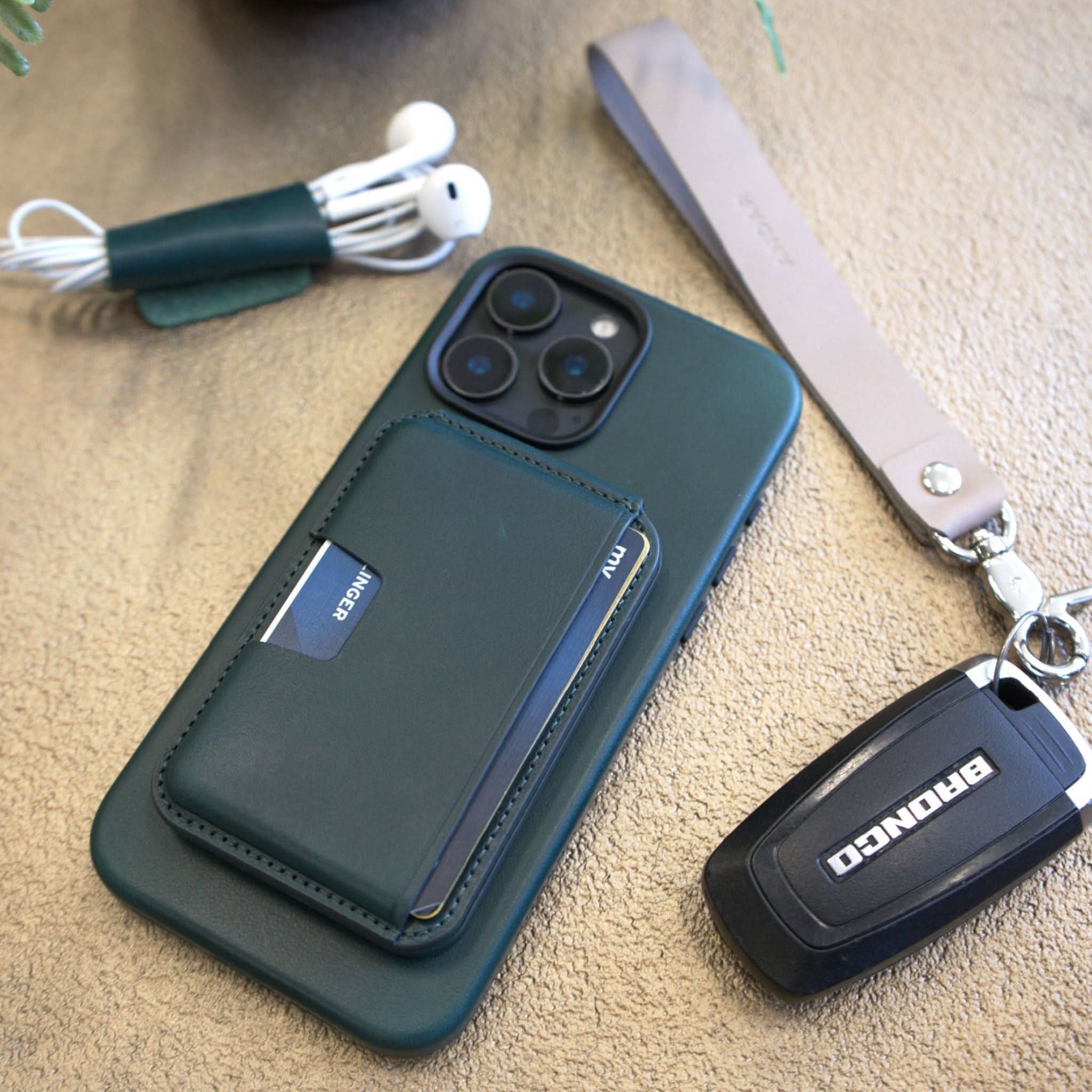 The Kickback in - Wallets photo