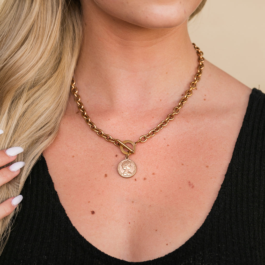 Coin Accent Chain Necklace in - photo