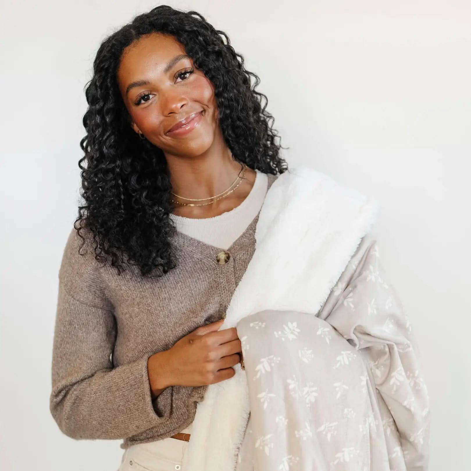 MINKY/LUSH THROW BLANKETS