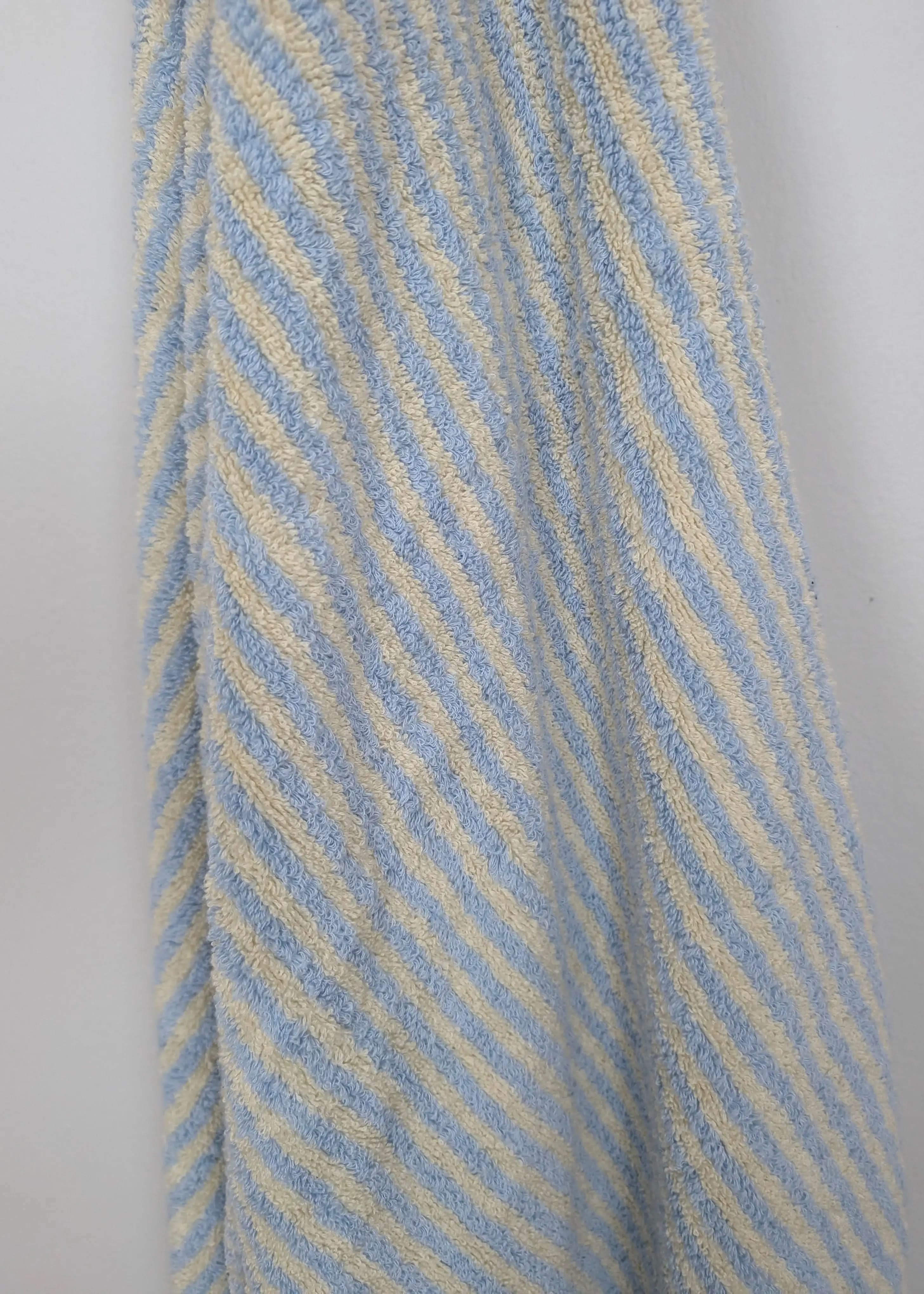 Linea Collection – Oversized Turkish Cotton Bath Towel with Tonal Stripes and Tassels - SwagglyLife Home & Fashion
