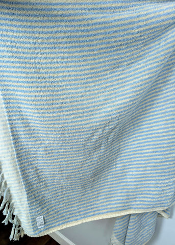 Linea Collection – Oversized Turkish Cotton Bath Towel with Tonal Stripes and Tassels - SwagglyLife Home & Fashion