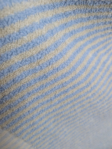 Linea Collection – Oversized Turkish Cotton Bath Towel with Tonal Stripes and Tassels - SwagglyLife Home & Fashion