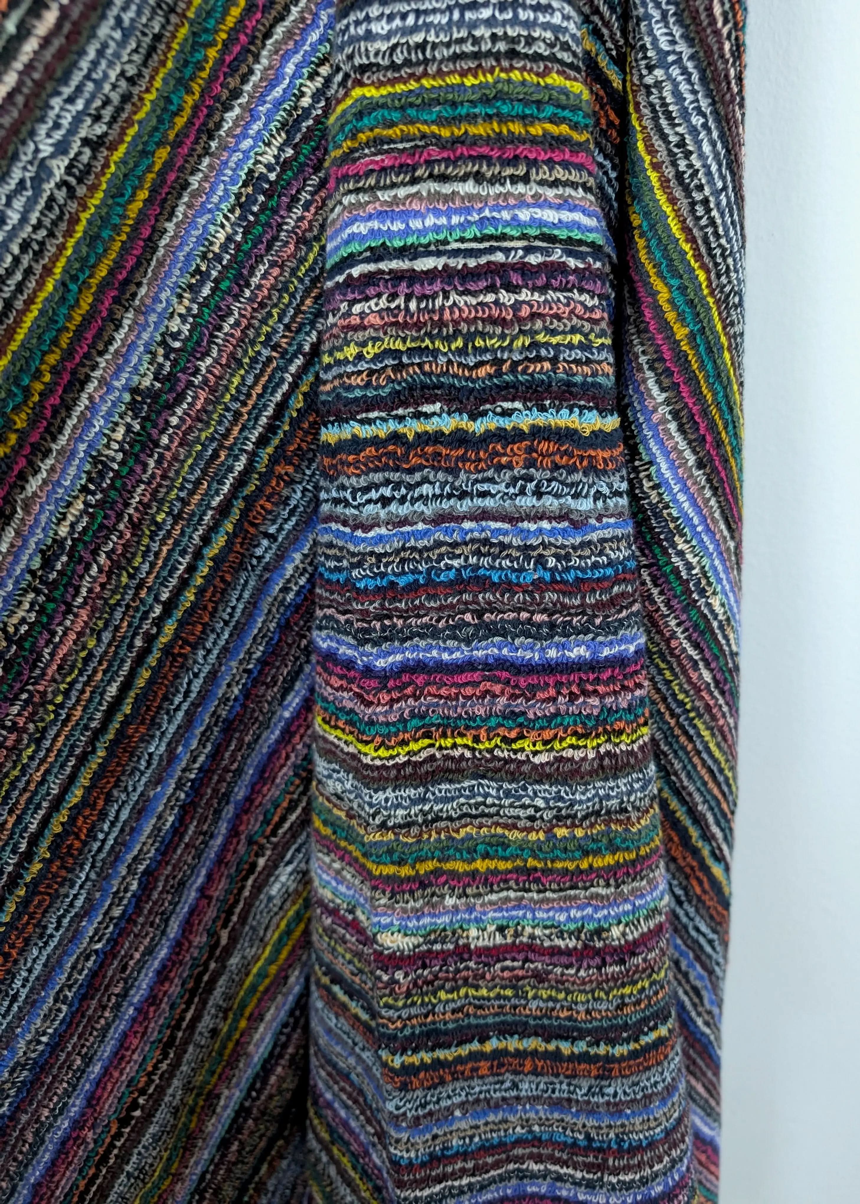 Linea Collection – Oversized Turkish Cotton Bath Towel with Tonal Stripes and Tassels - SwagglyLife Home & Fashion