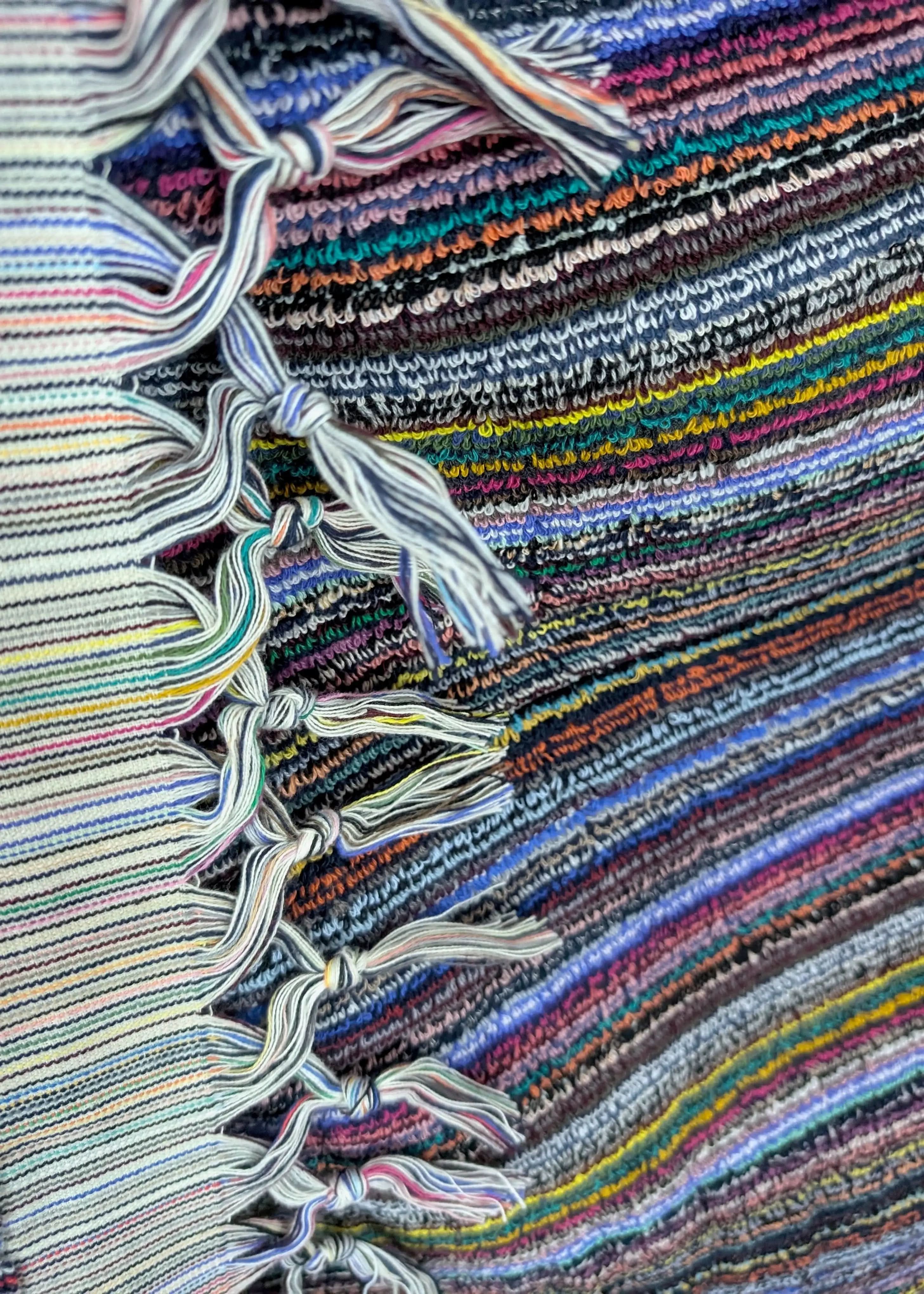 Linea Collection – Oversized Turkish Cotton Bath Towel with Tonal Stripes and Tassels - SwagglyLife Home & Fashion