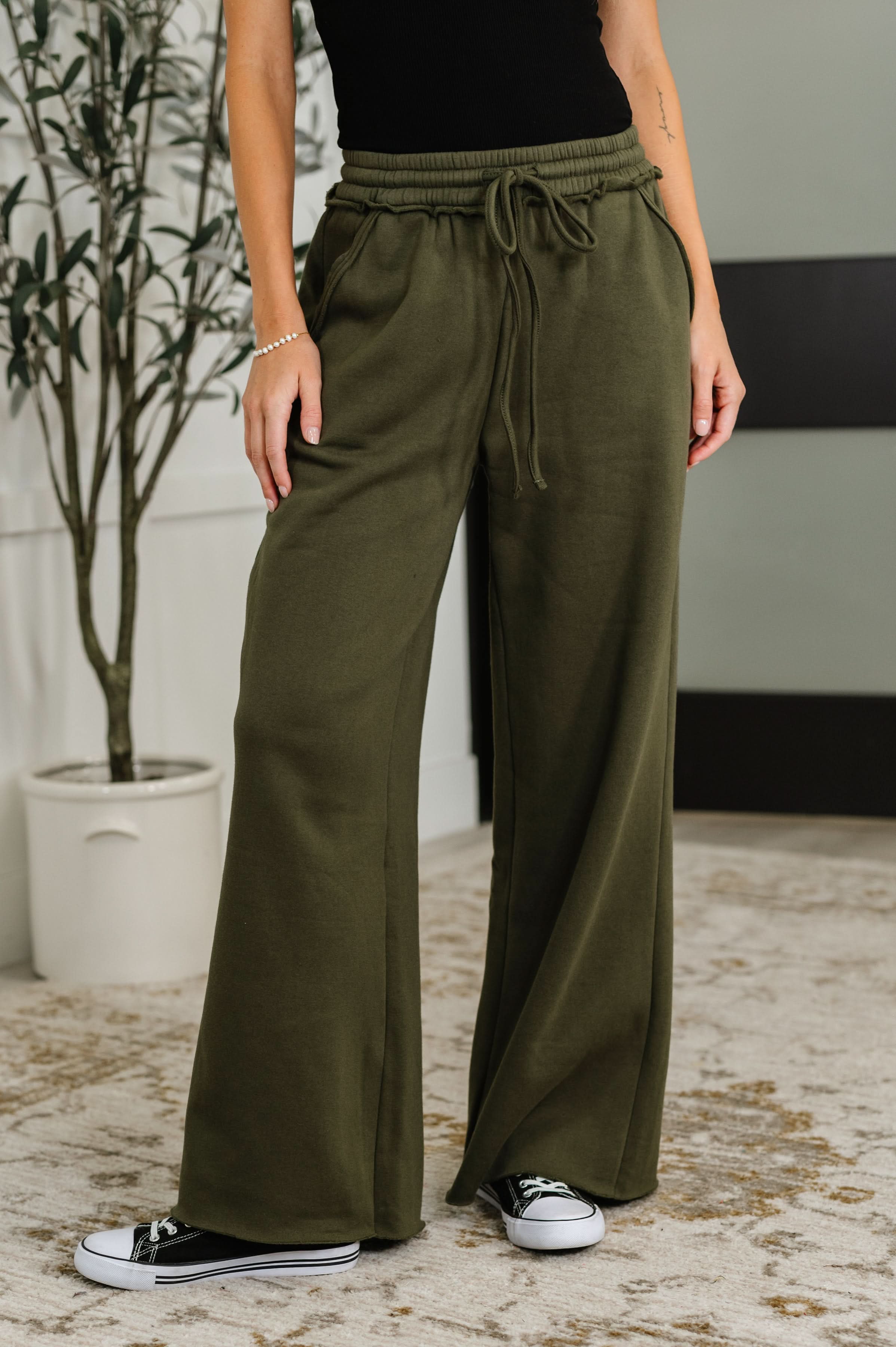 Lounge Line Wide Leg Sweats in Dark Olive