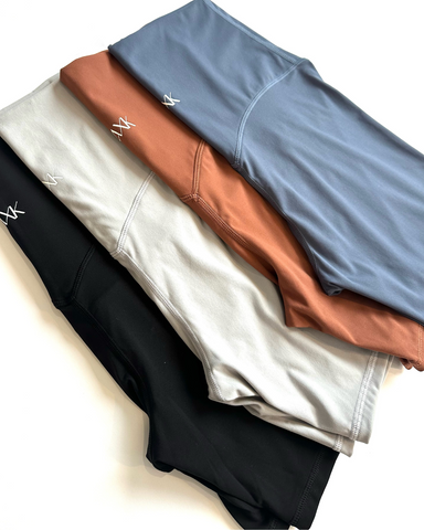 AXK CORE Maternity Bike Short - Brown in - photo