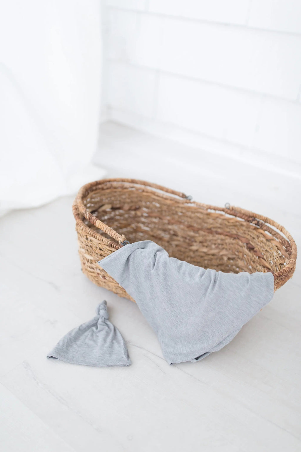Swaddle Blanket and Hat Set - Gray in - Swaddle Blankets & Hat / Headband Sets photo