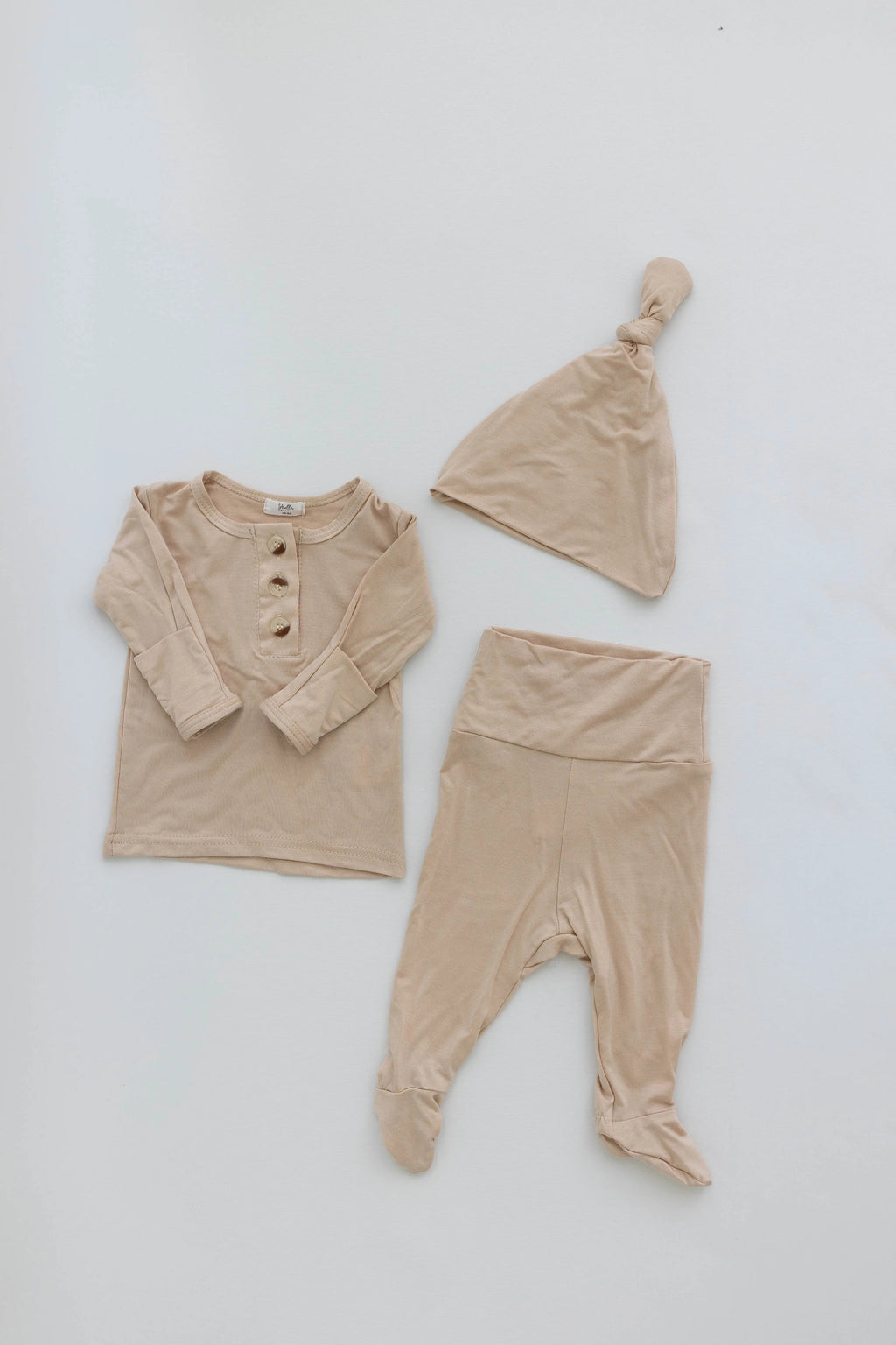 Top and Bottom Outfit Set Gender-Neutral Newborn Clothes - Sand in - Onesies photo