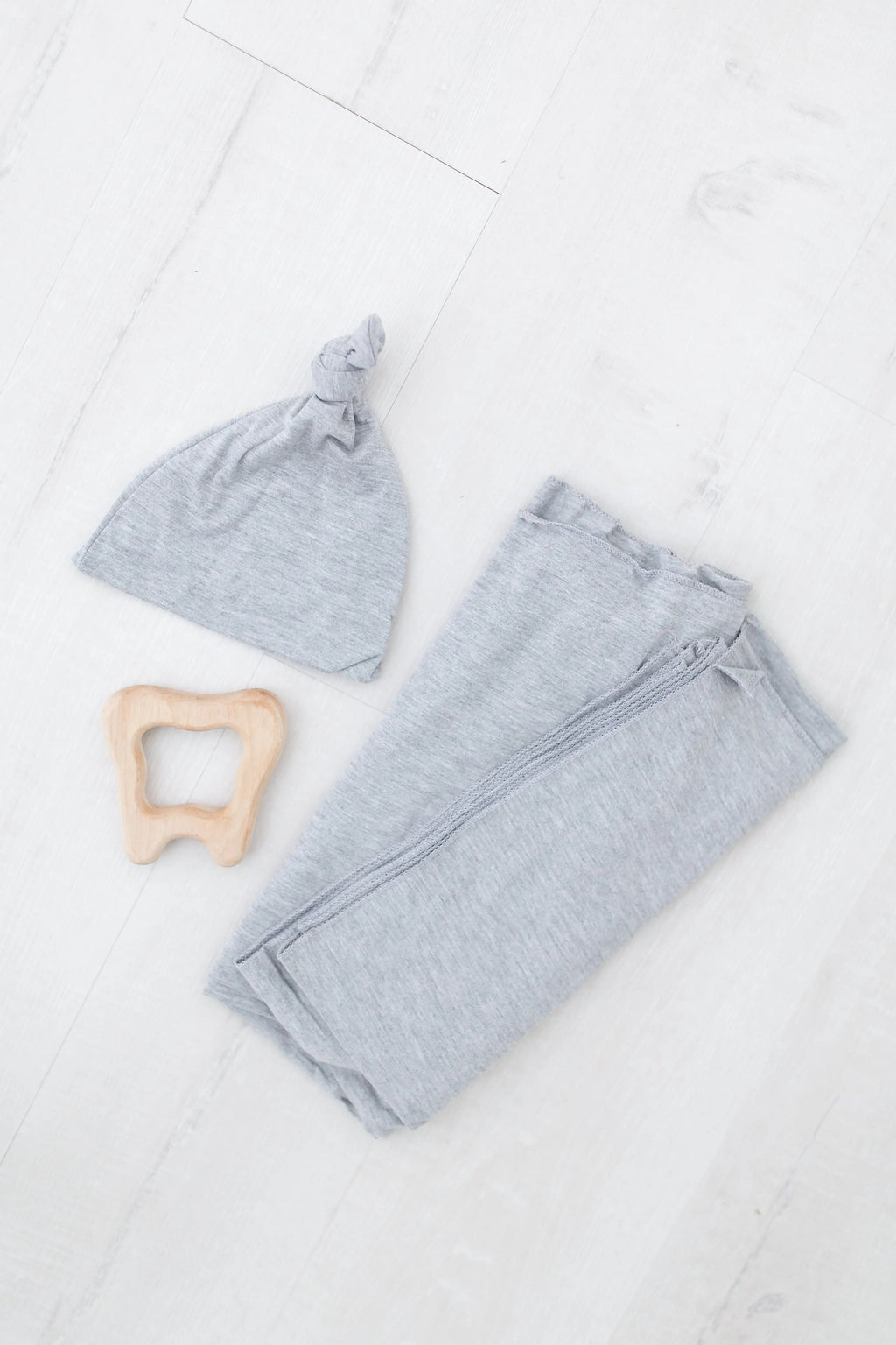 Swaddle Blanket and Hat Set - Gray in - Swaddle Blankets & Hat / Headband Sets photo