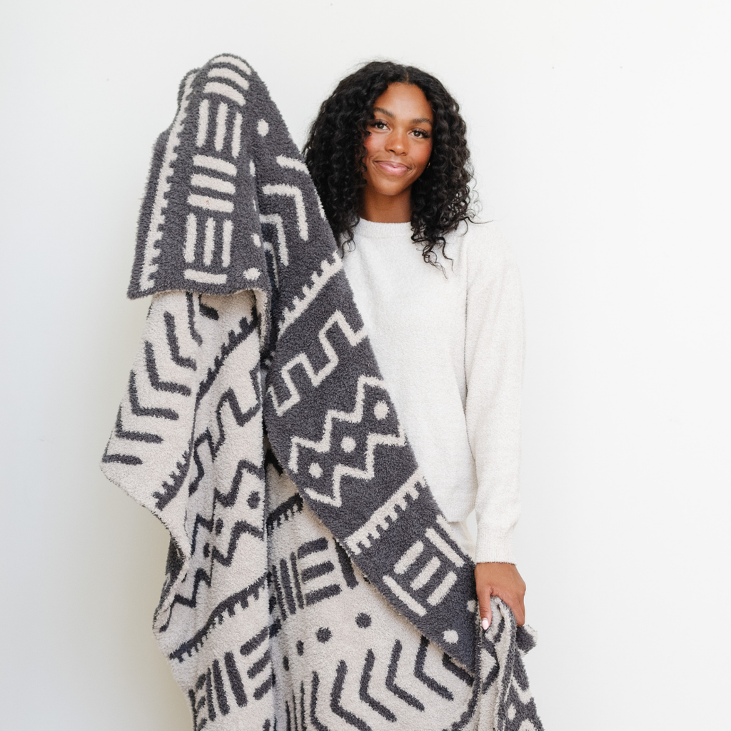 DOUBLE-LAYER BAMBONI® THROW BLANKETS in - photo