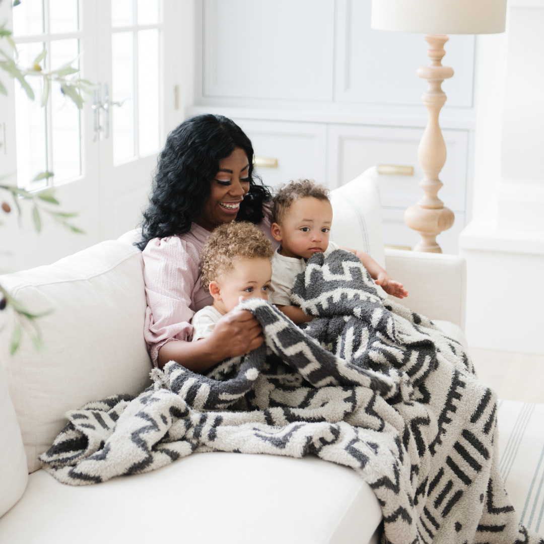 DOUBLE-LAYER BAMBONI® THROW BLANKETS in - photo