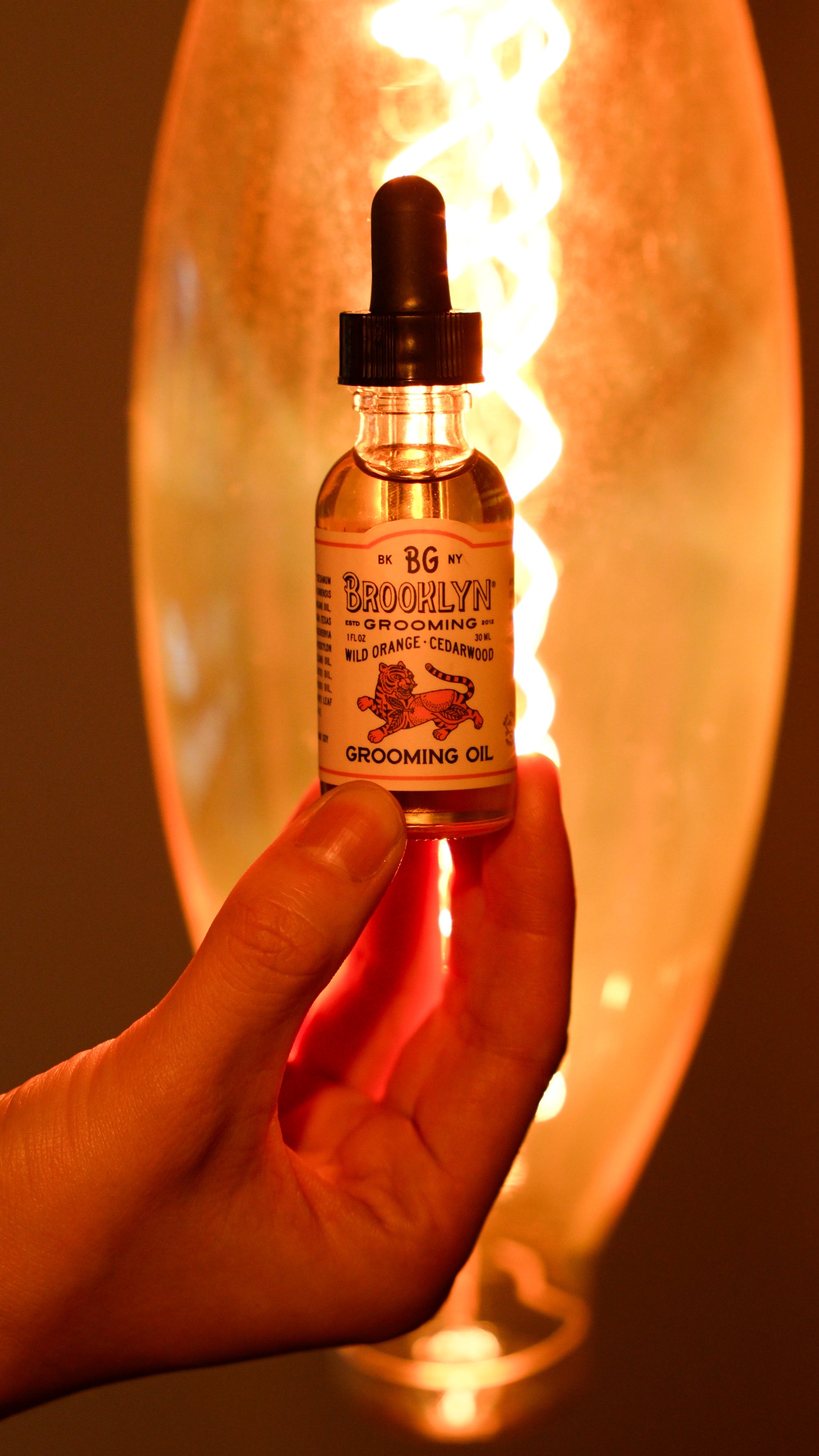 Wild orange and Cedar wood grooming oil in - Beard oil photo