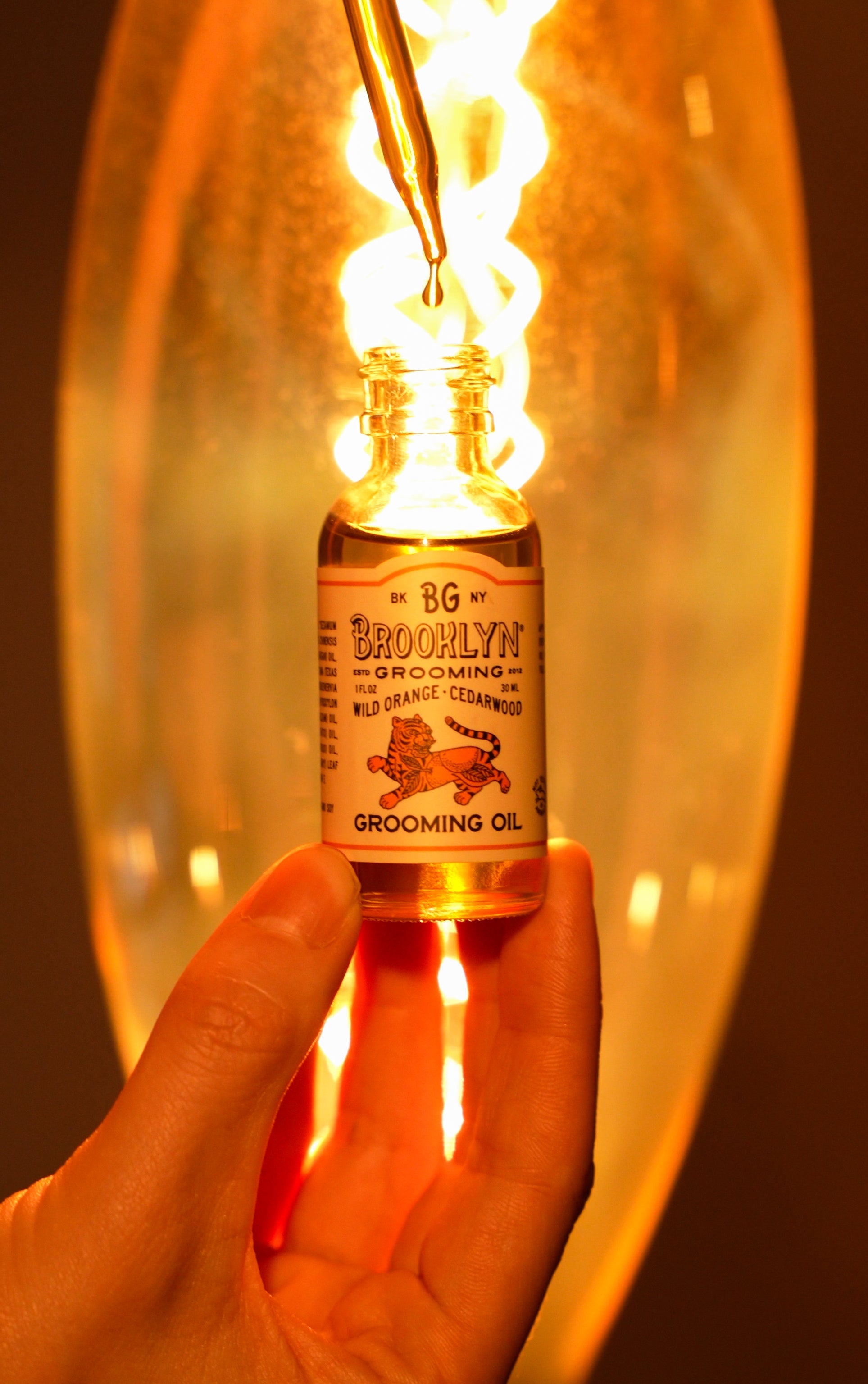 Wild orange and Cedar wood grooming oil in - Beard oil photo