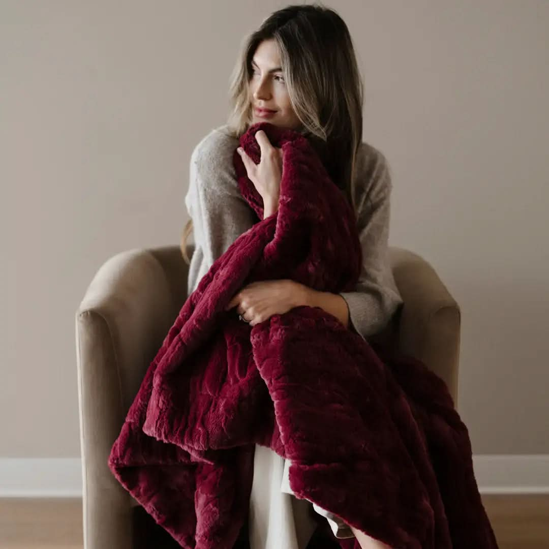 PATTERNED FAUX FUR XL THROW BLANKETS