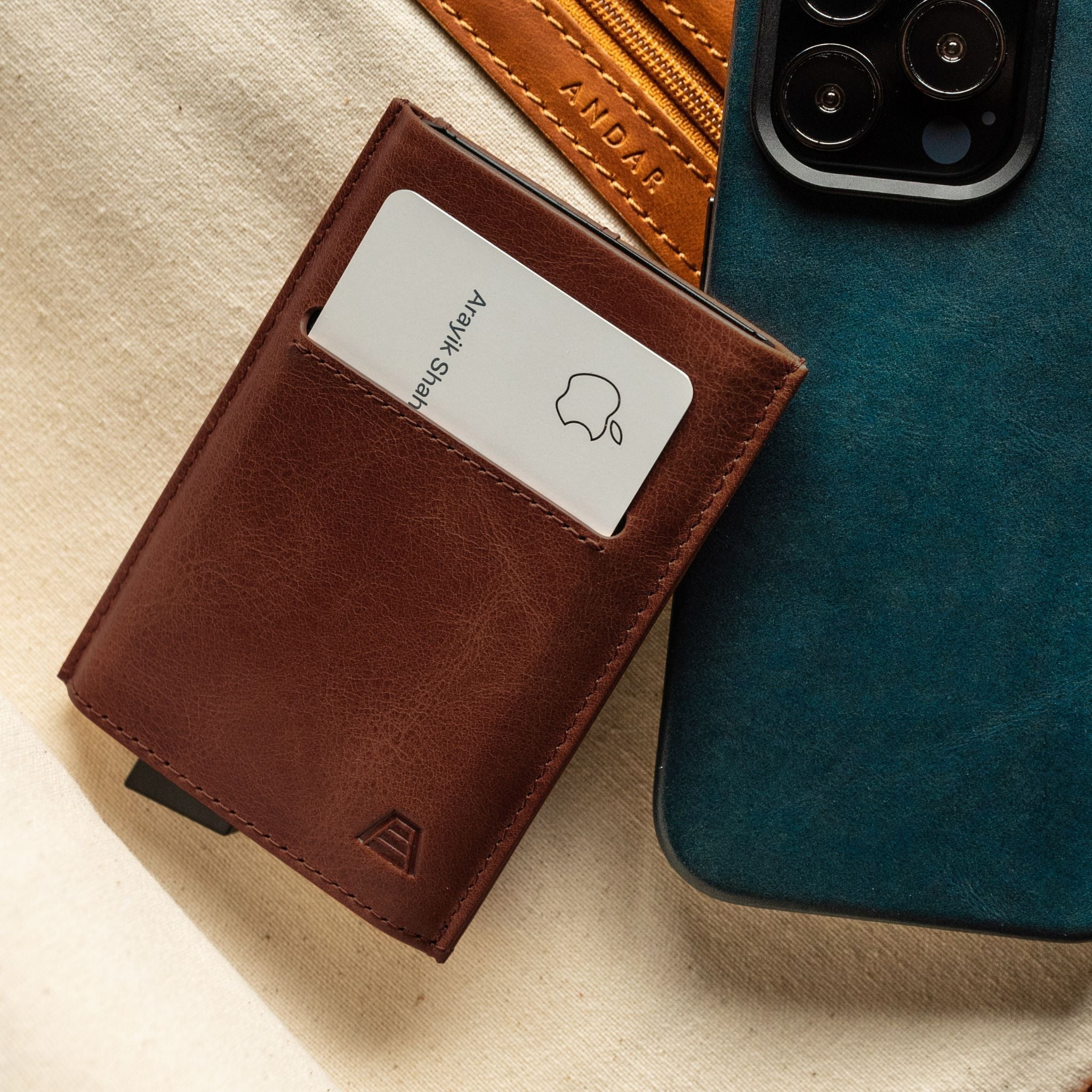 Andar The Pilot in - Wallets photo