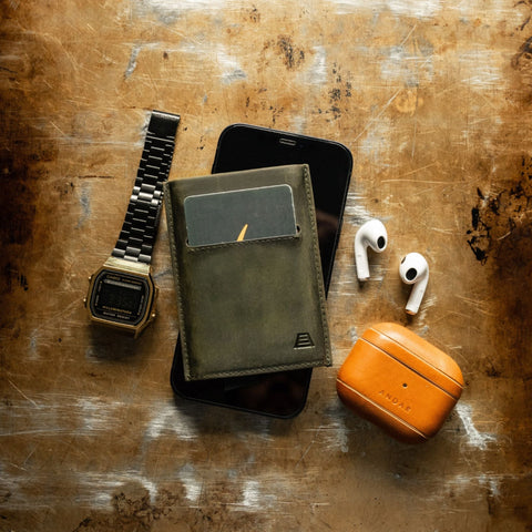 Andar The Pilot in - Wallets photo