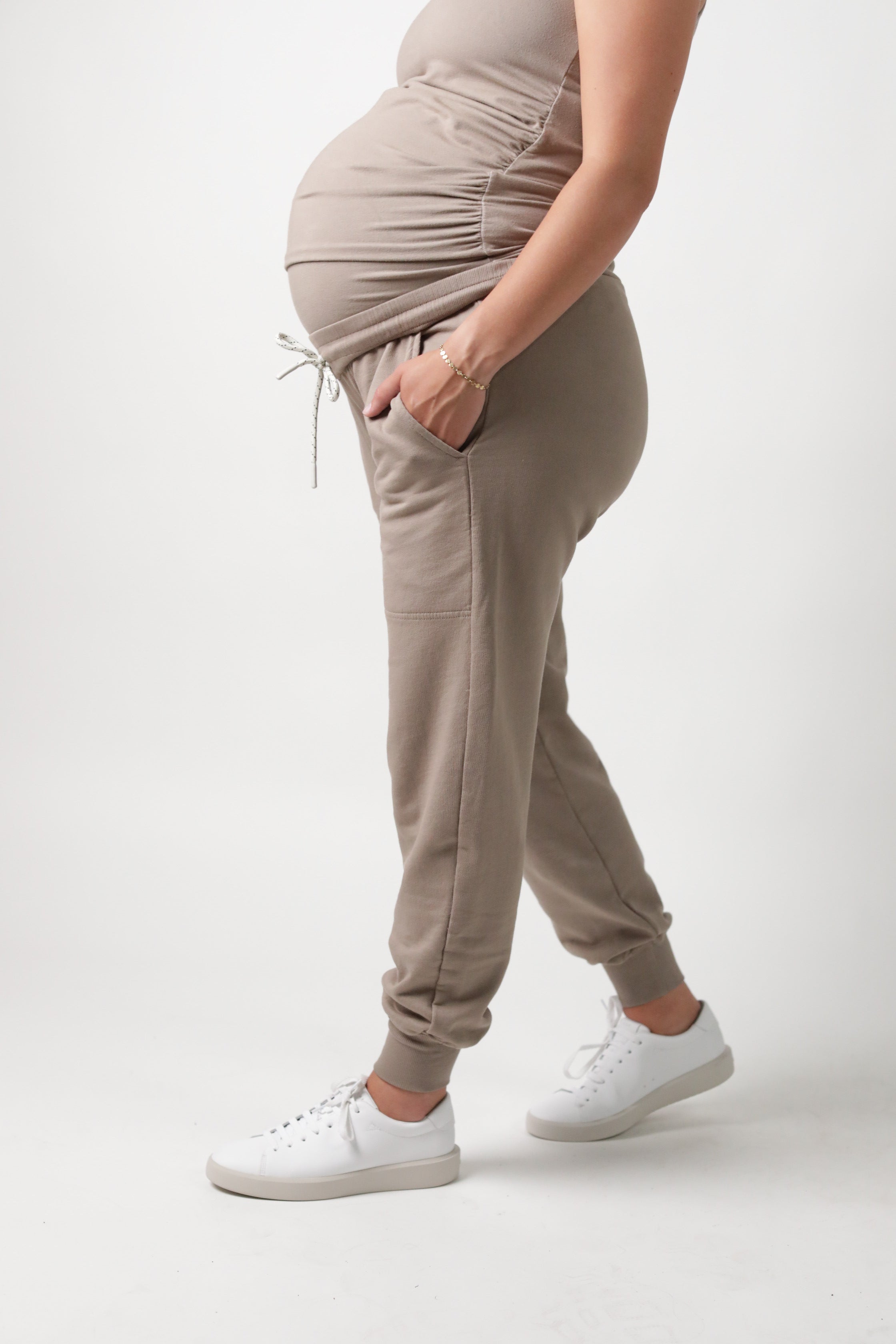 ELLE || ORGANIC COTTON MATERNITY JOGGER in Taupe Grey - photo
