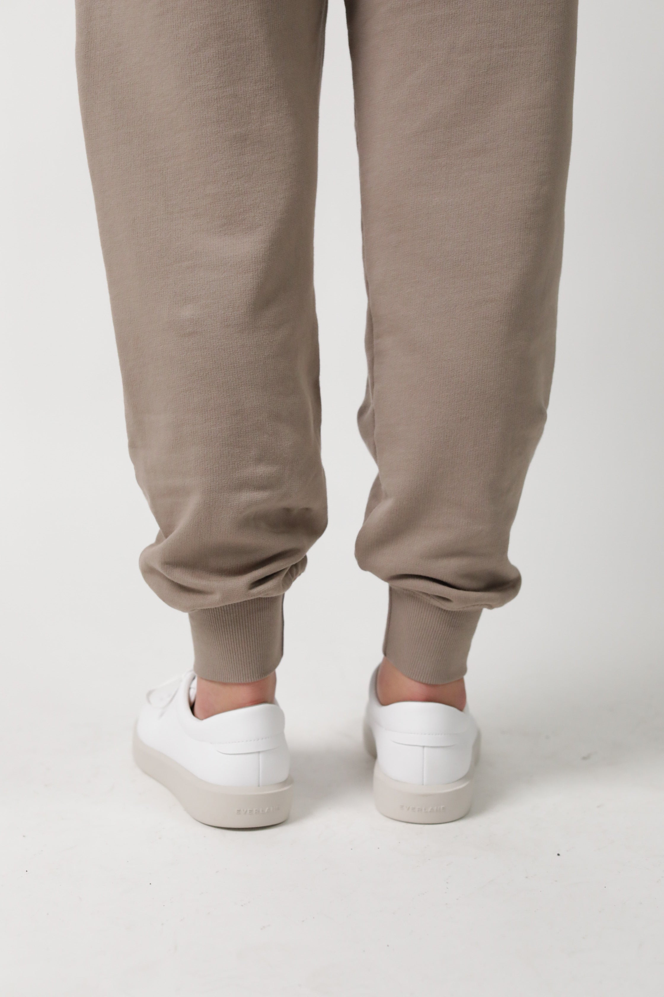 ELLE || ORGANIC COTTON MATERNITY JOGGER in - photo