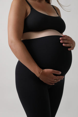 VAALIA™ Everyday Comfort Hi-Rise Maternity Legging in - photo