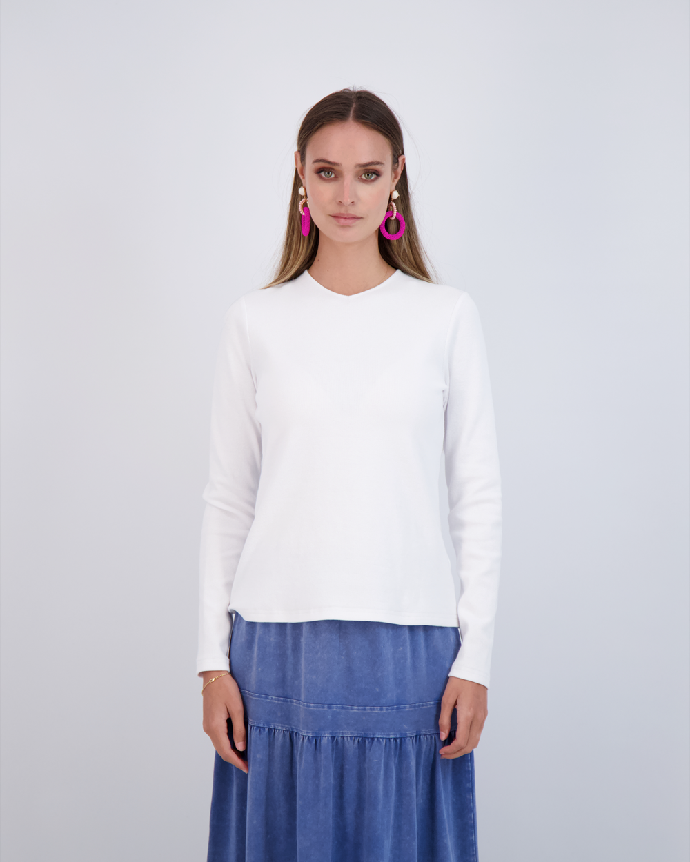 V-Neck Ribbed Tee in - Ladies Pullover photo