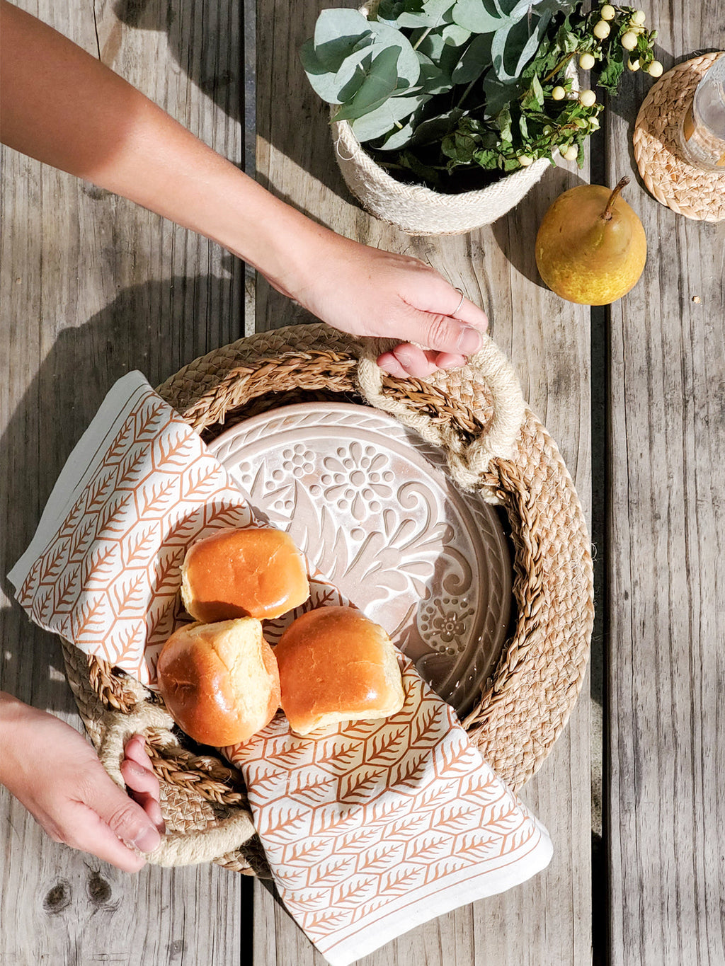 Bread Warmer & Basket Gift Set with Tea Towel - Bird Round in - KITCHEN photo