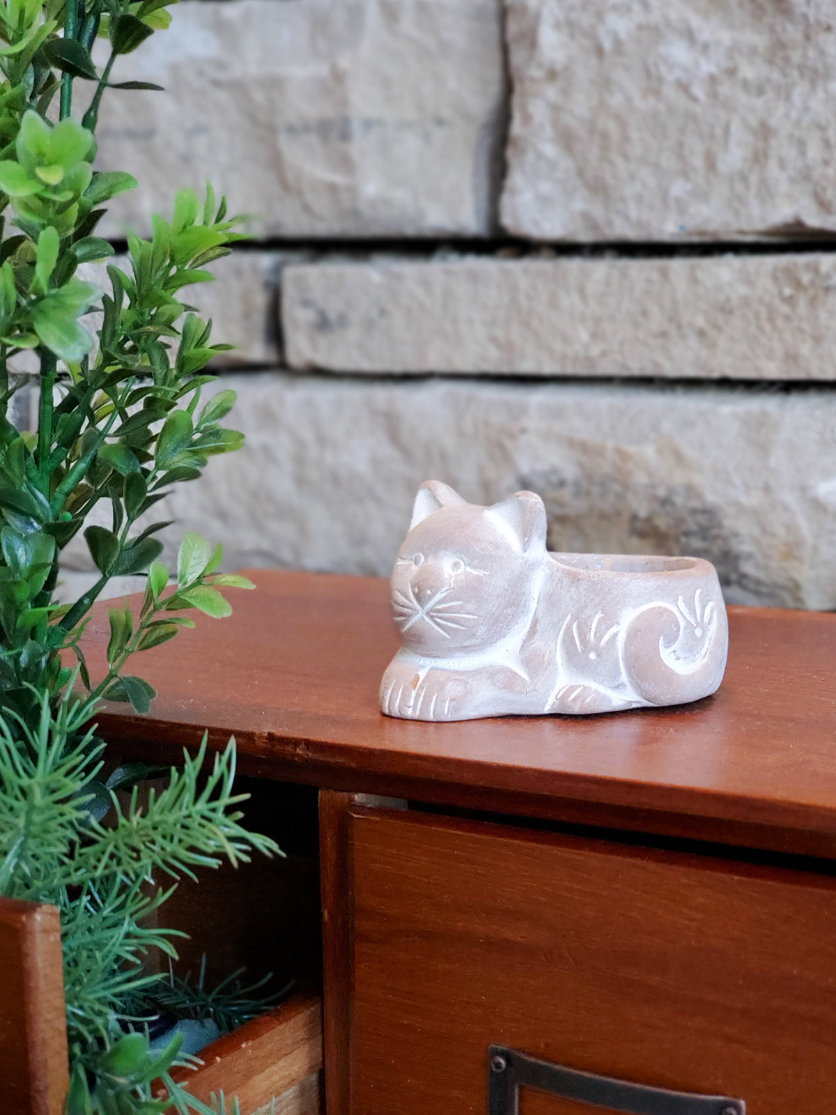 Terracotta Tea Light Candle Holder - Cat in - photo